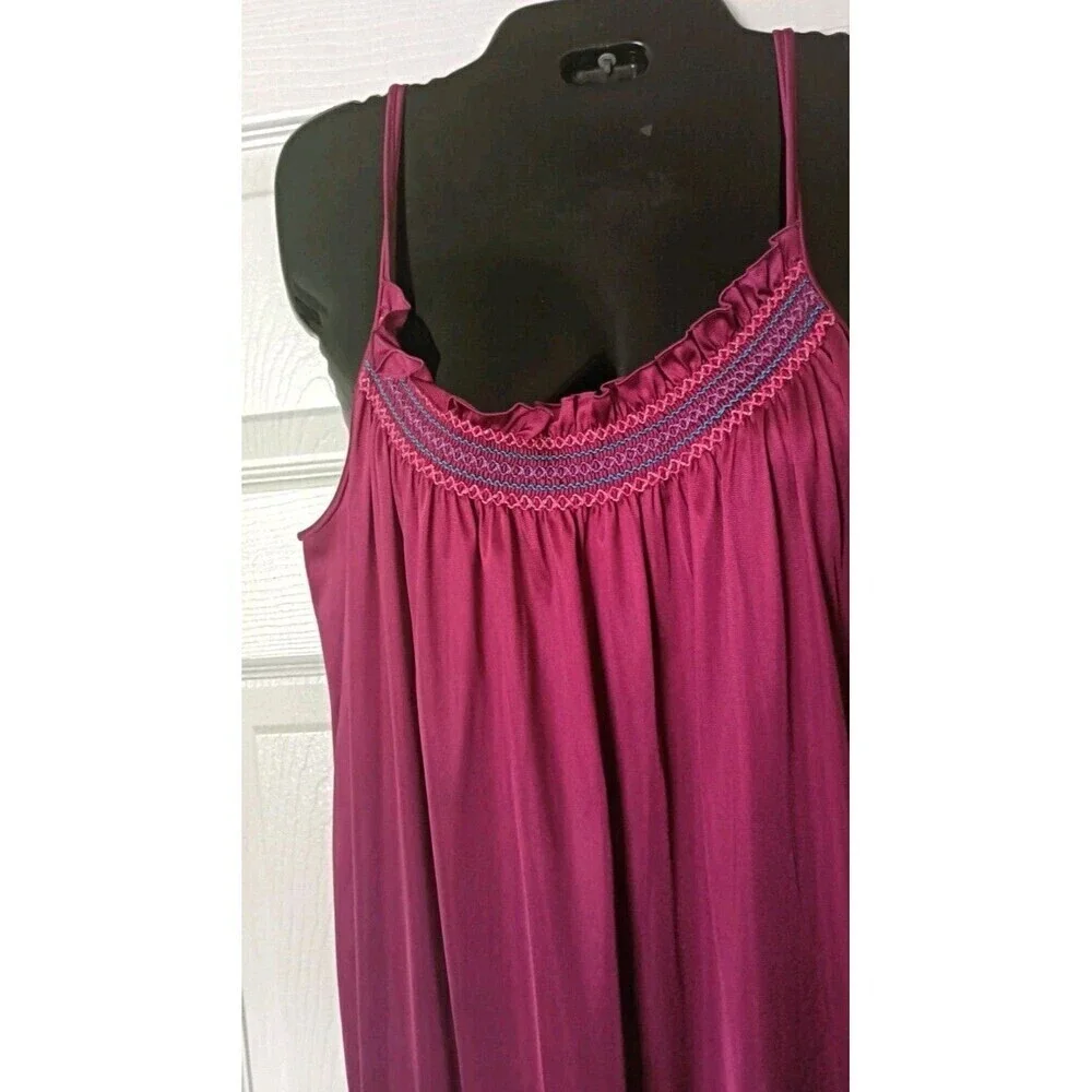 Vintage Vanity Fair Nylon Nightgown Long Deep Purple Sz Medium USA Made Coquette